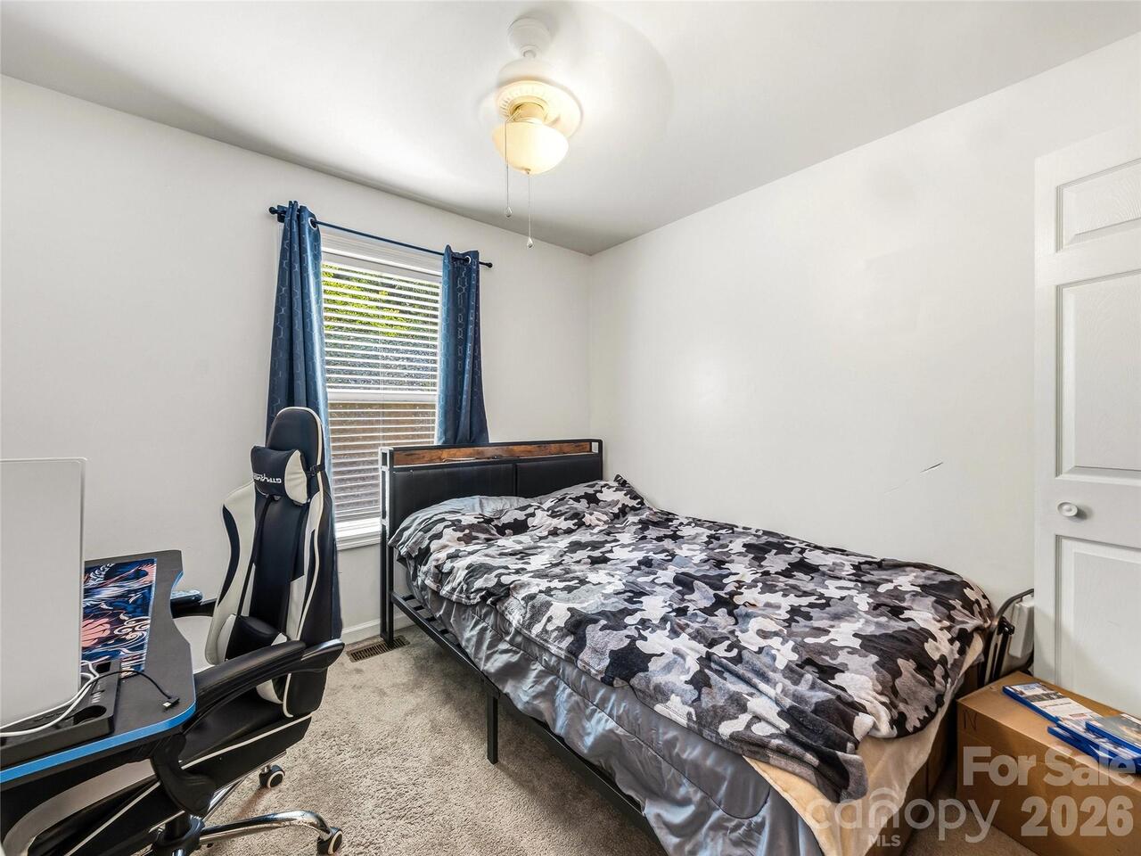 Listing Photo 10