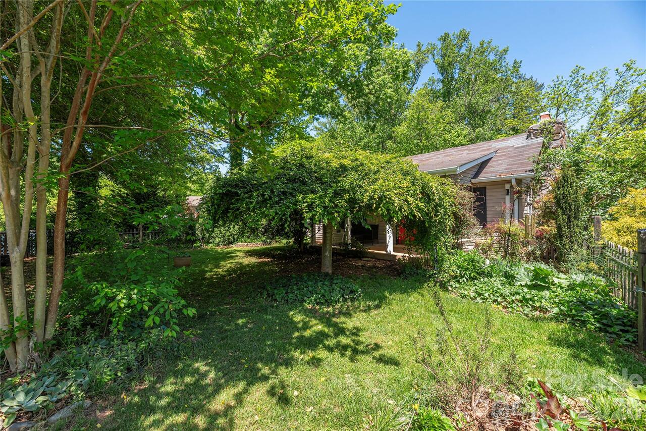 Listing Photo 22