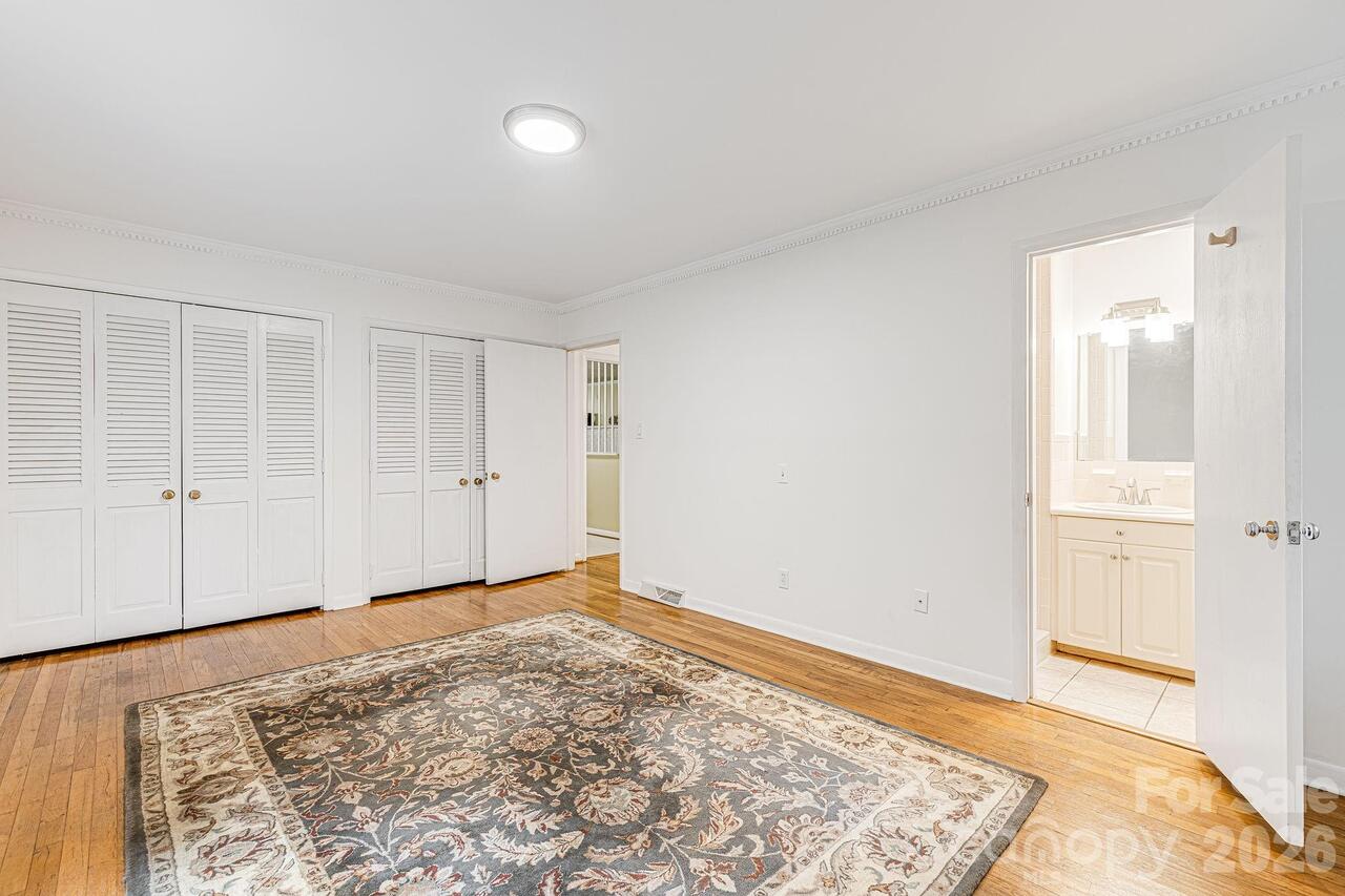 Listing Photo 22
