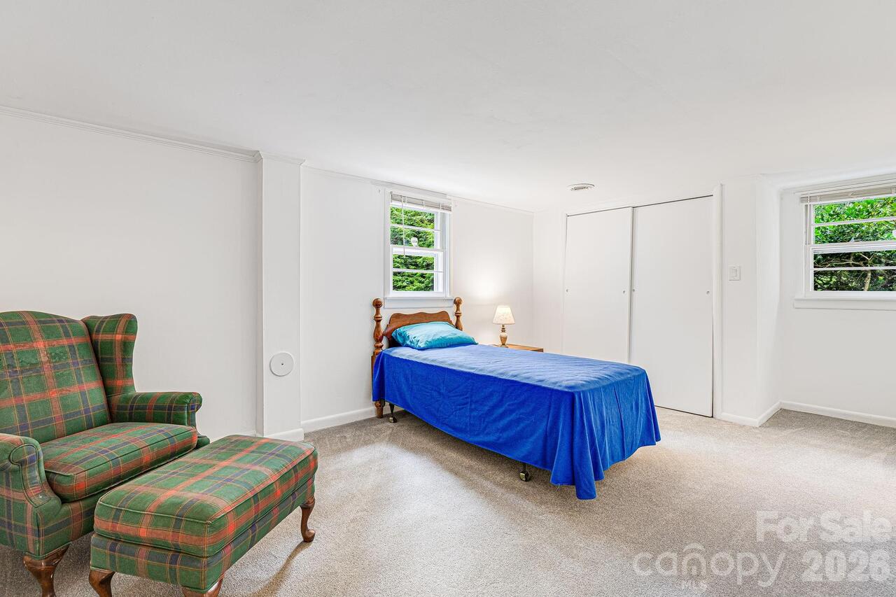 Listing Photo 33