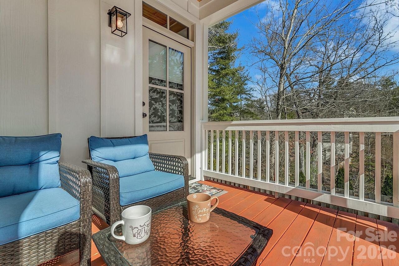 Listing Photo 8