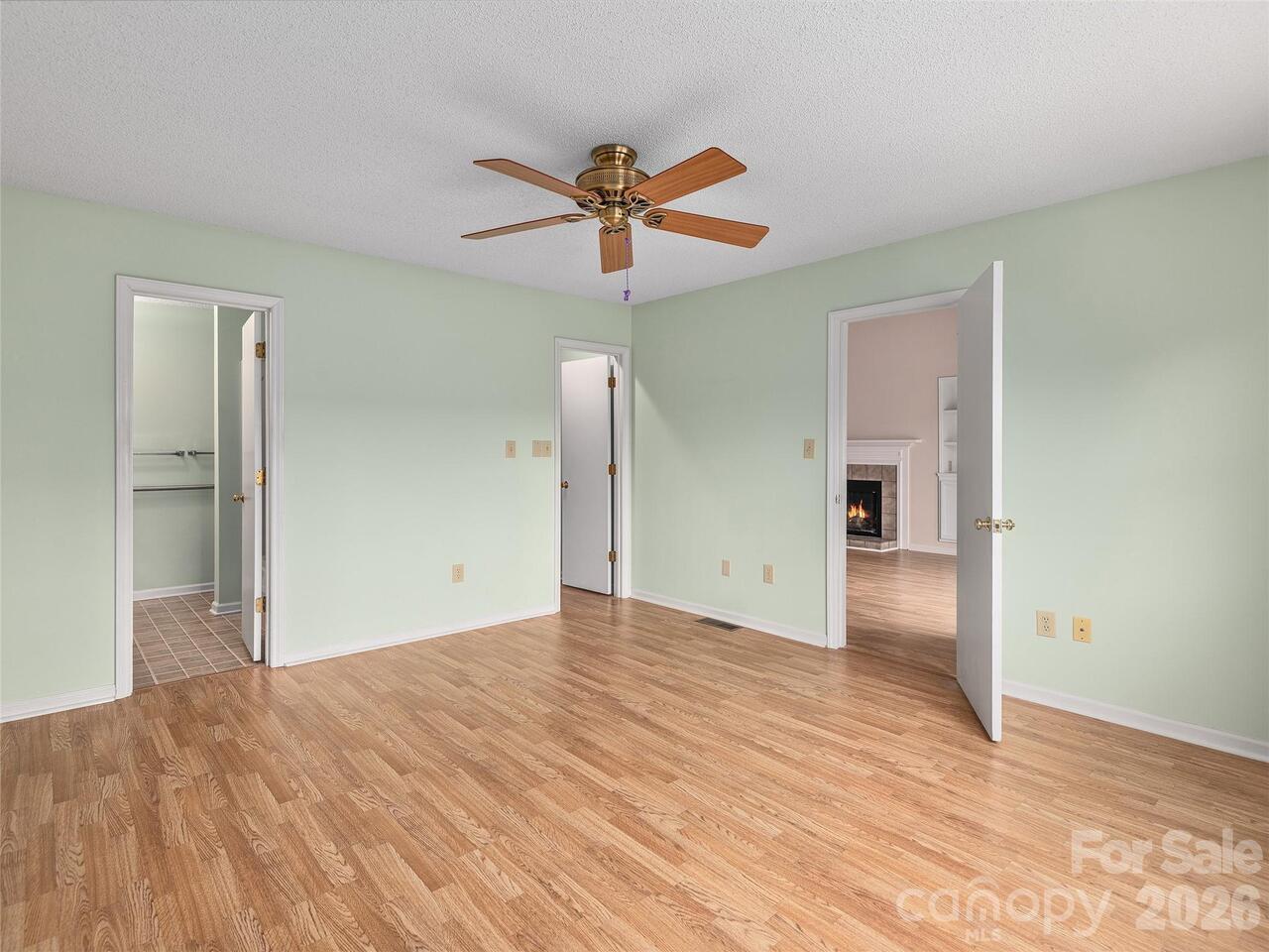 Listing Photo 19
