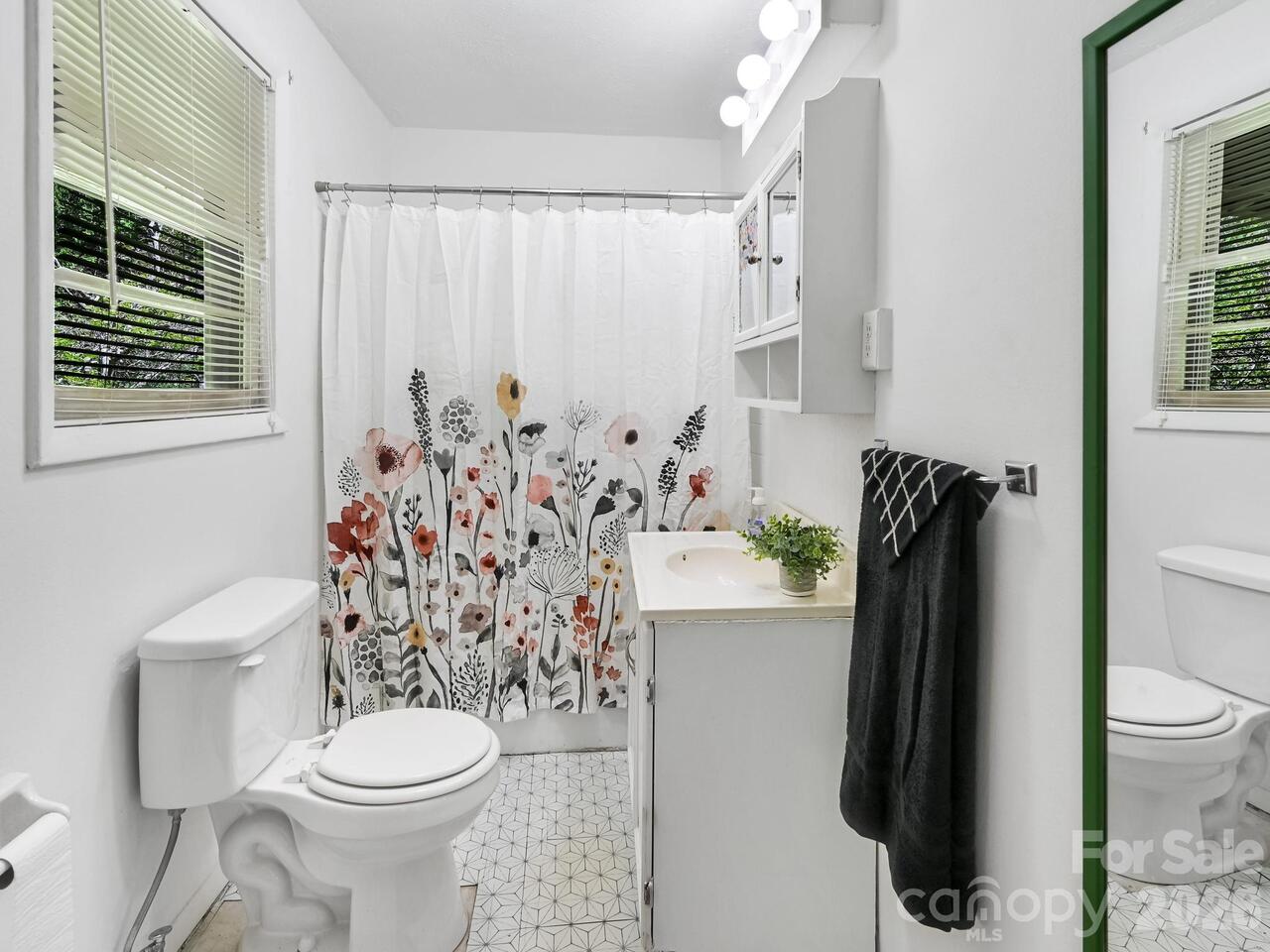 Listing Photo 18