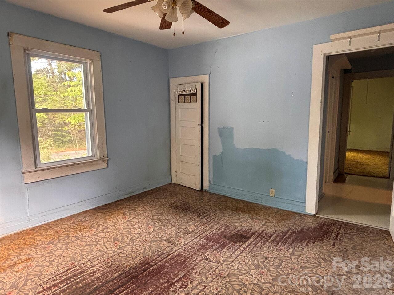 Listing Photo 9