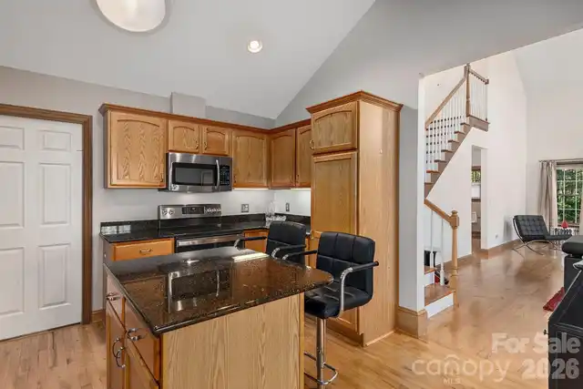 Listing Photo 13