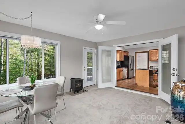 Listing Photo 15
