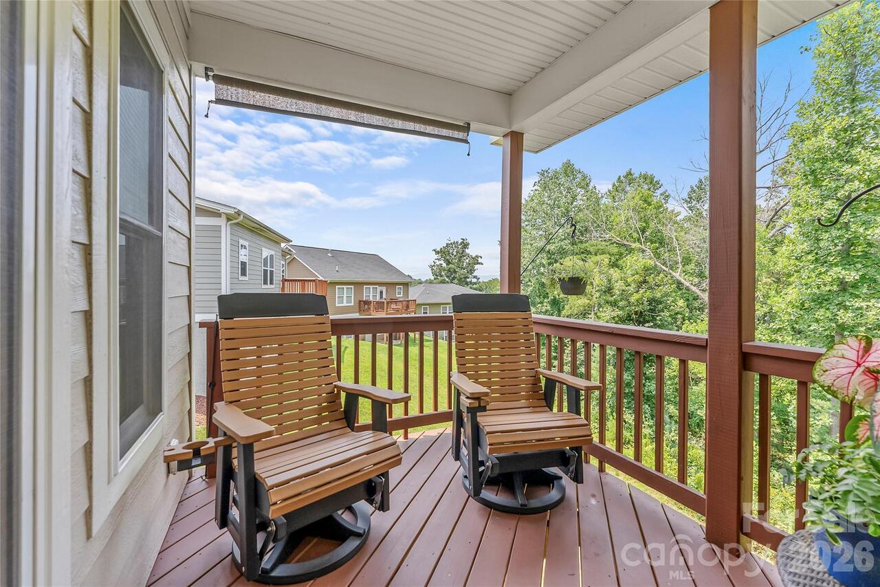 Listing Photo 8