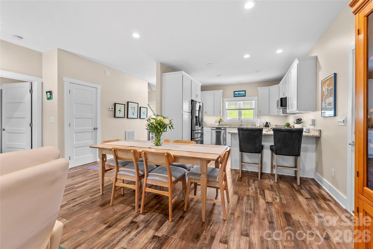 Listing Photo 19