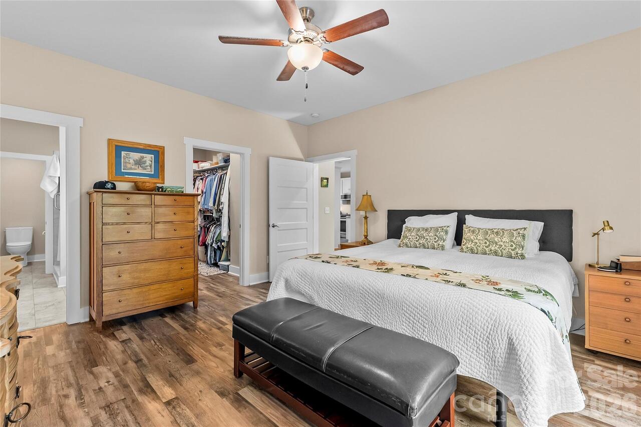 Listing Photo 28