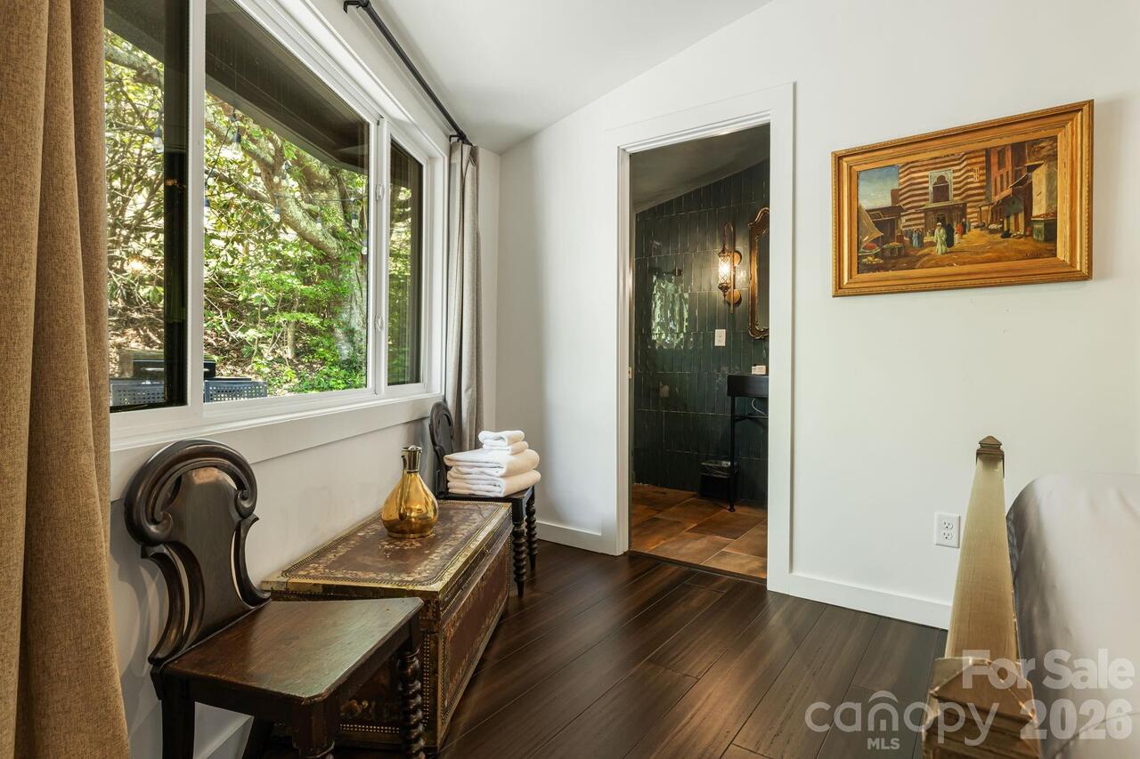 Listing Photo 28