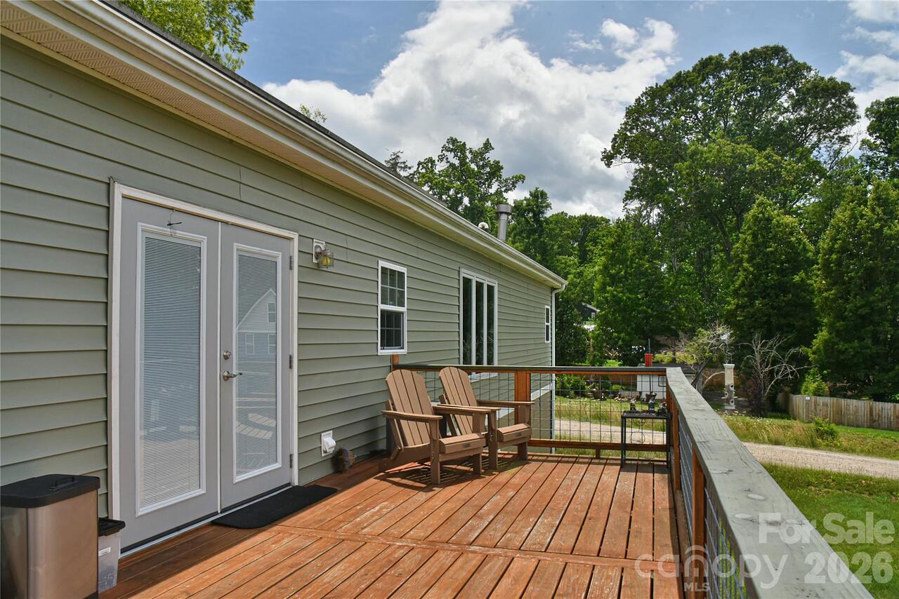 Listing Photo 6