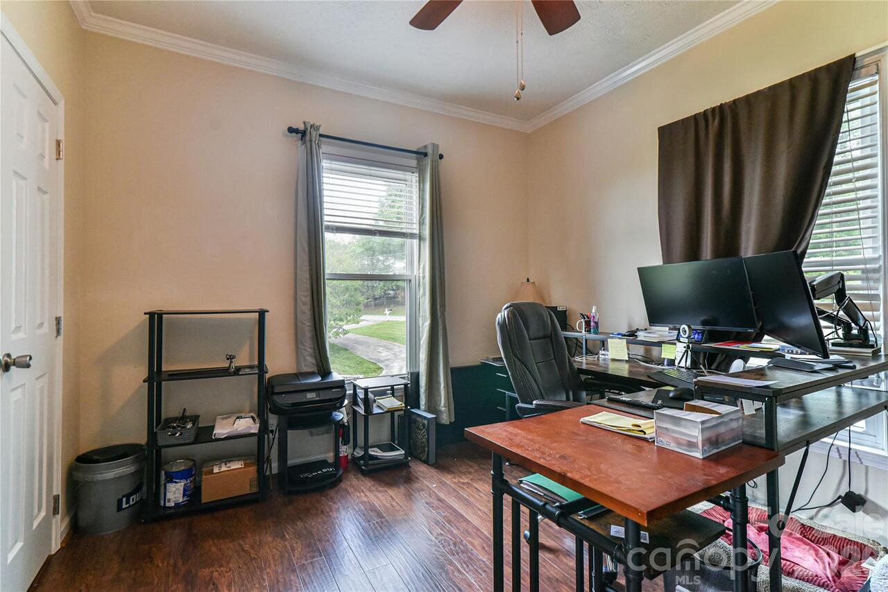 Listing Photo 23