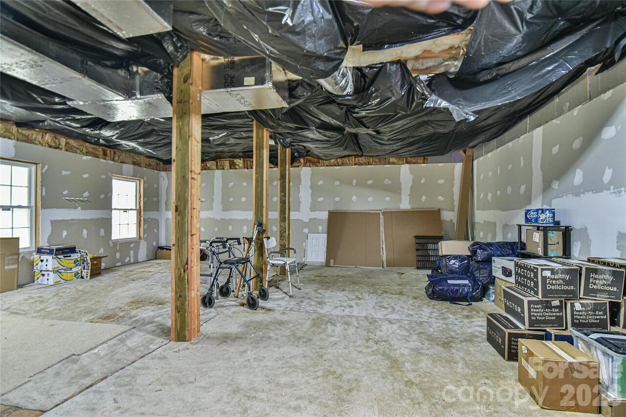 Listing Photo 28