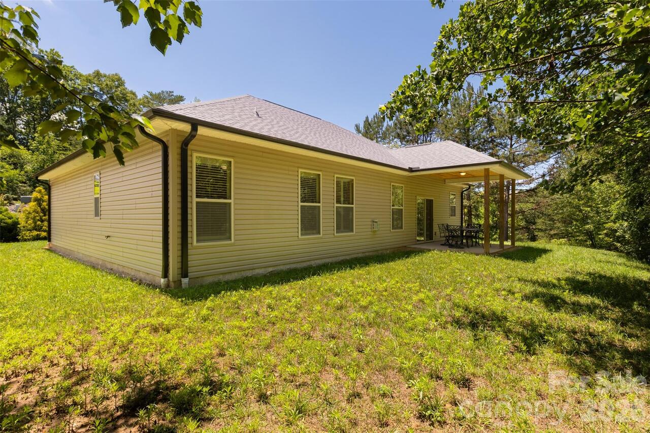 Listing Photo 33