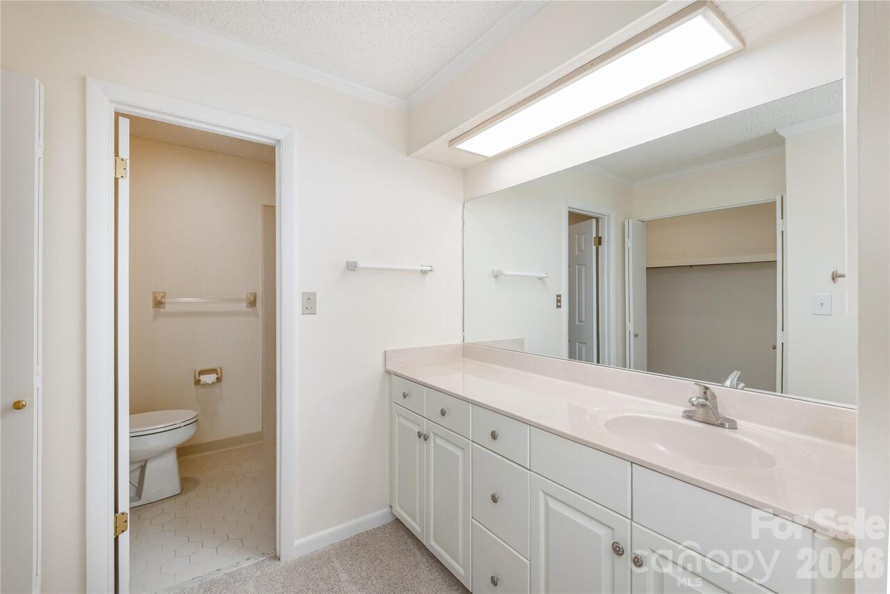 Listing Photo 22