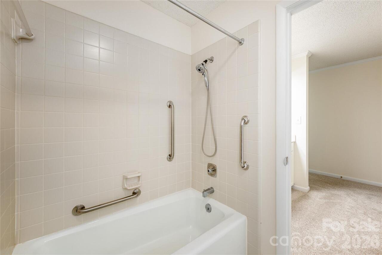 Listing Photo 23