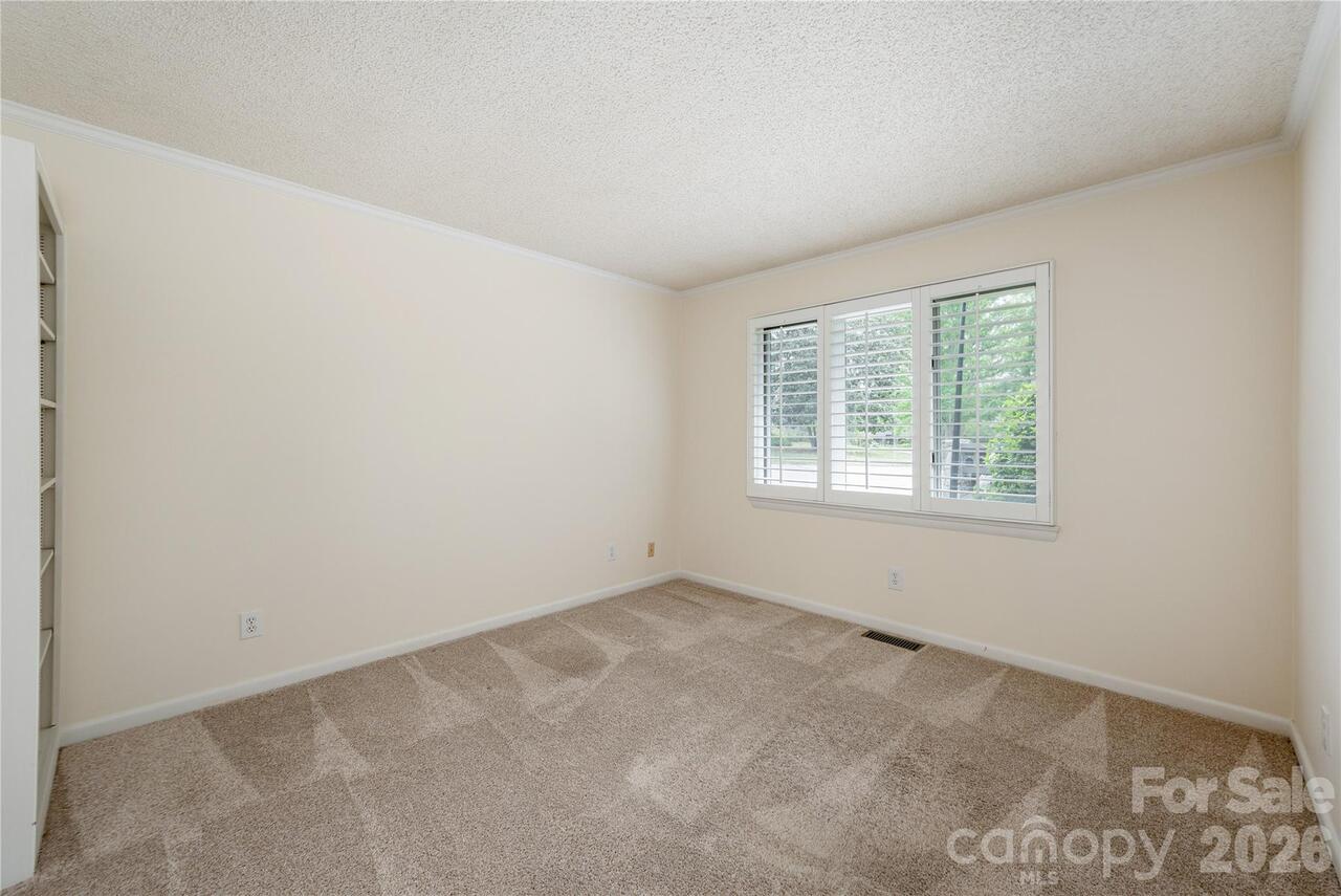 Listing Photo 26