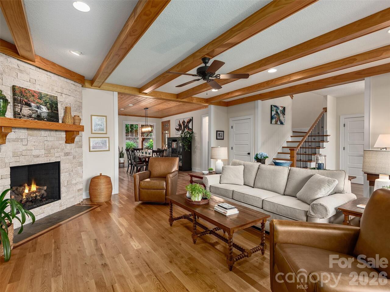 Listing Photo 10