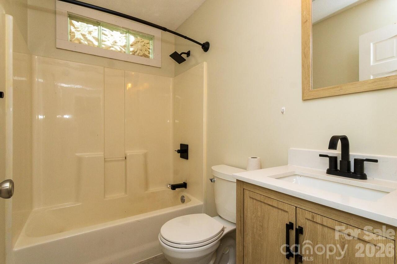 Listing Photo 25