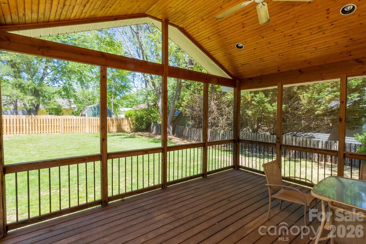 Listing Photo 31