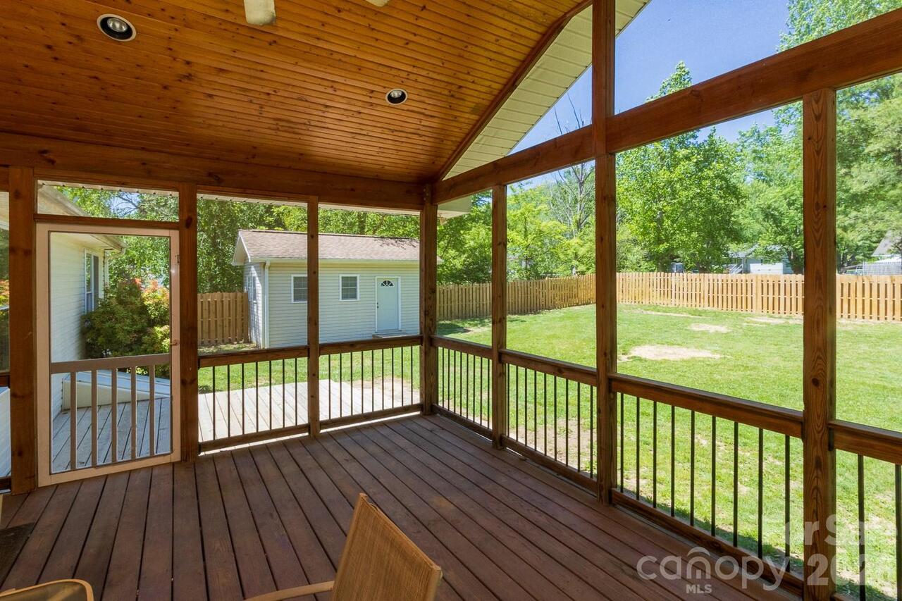 Listing Photo 32