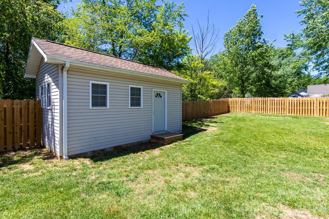Listing Photo 35