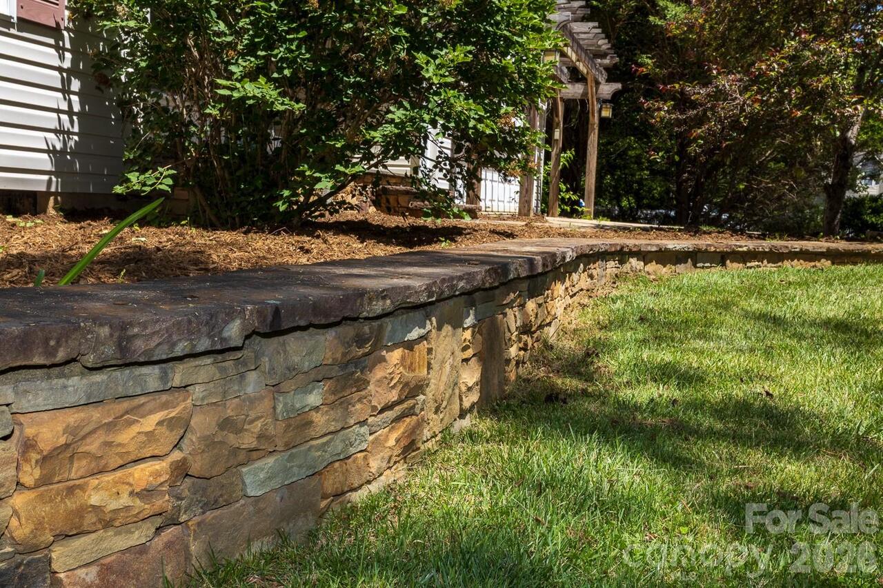 Listing Photo 38