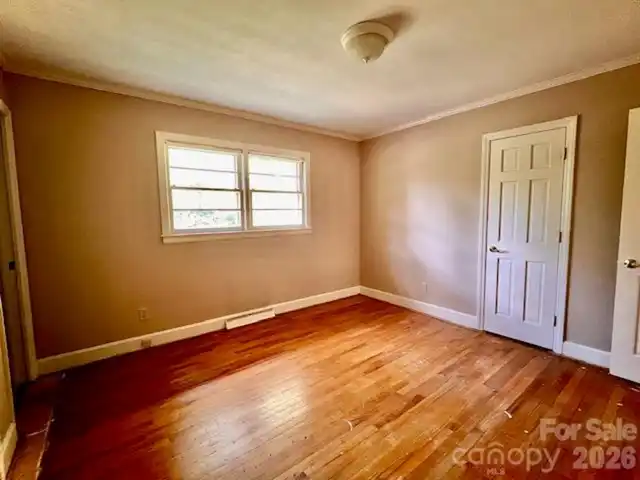 Listing Photo 18