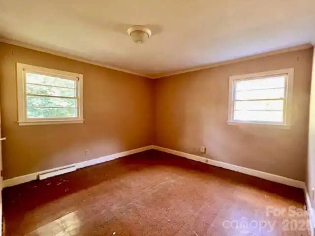 Listing Photo 19