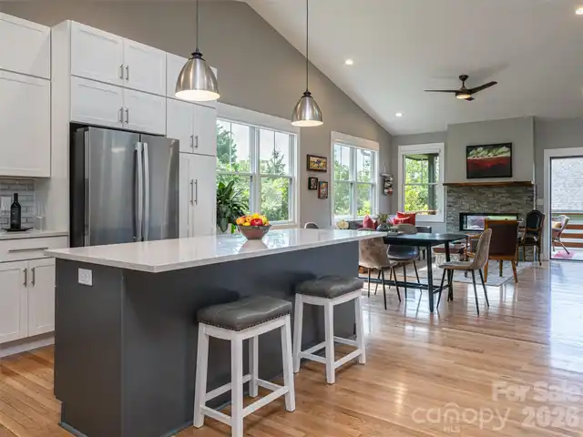 Listing Photo 13