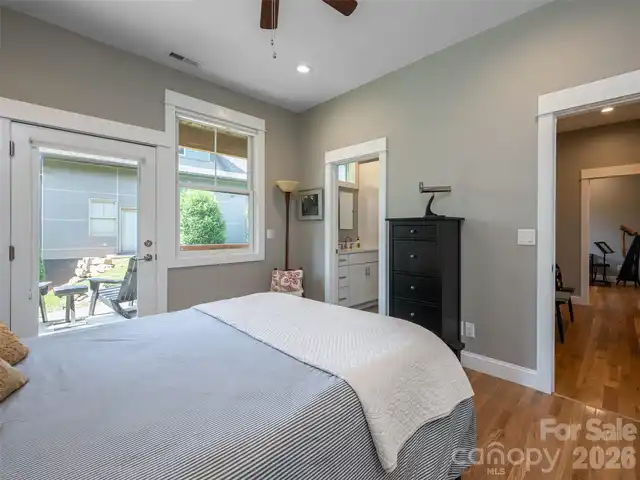 Listing Photo 38