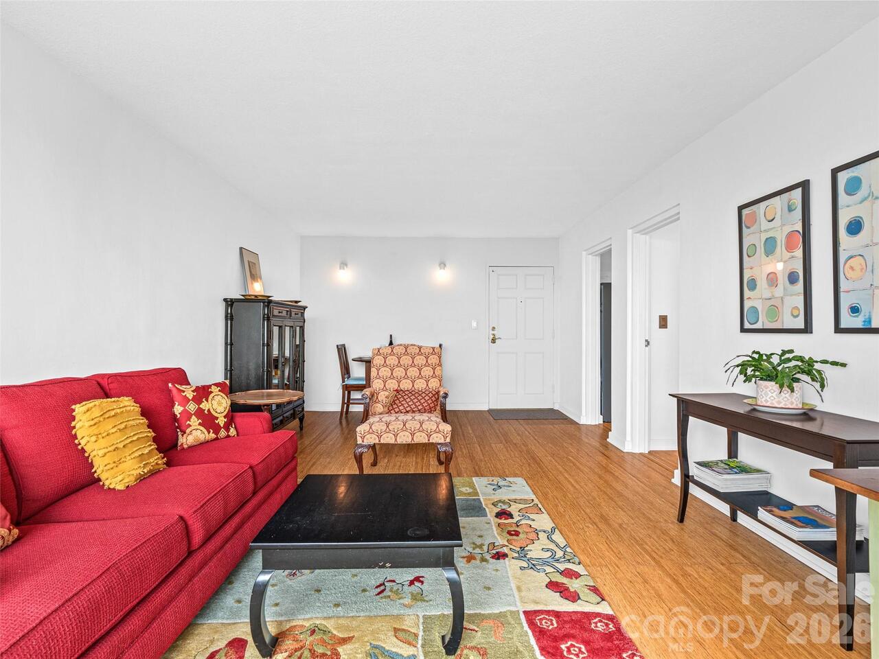 Listing Photo 12