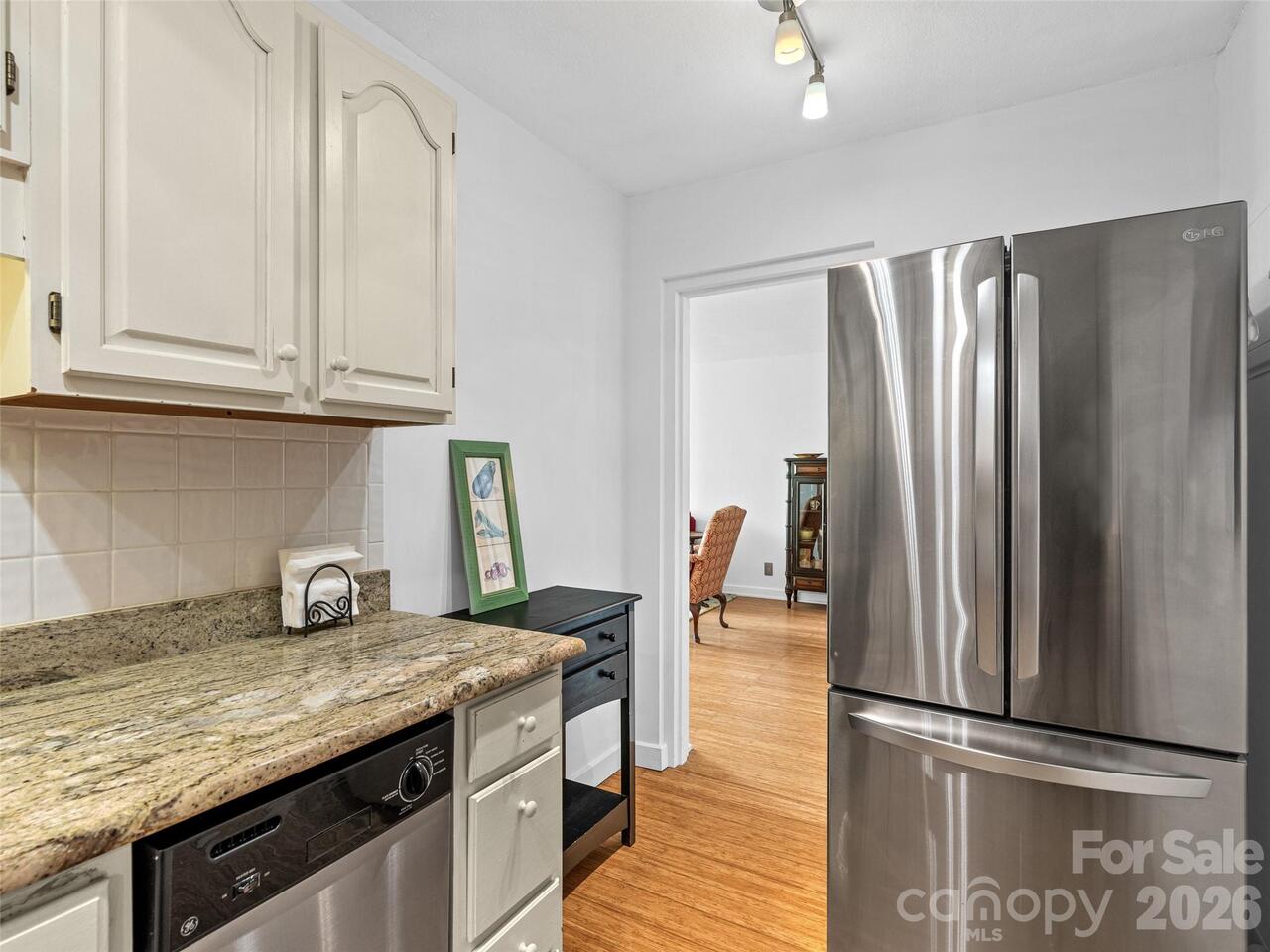 Listing Photo 18