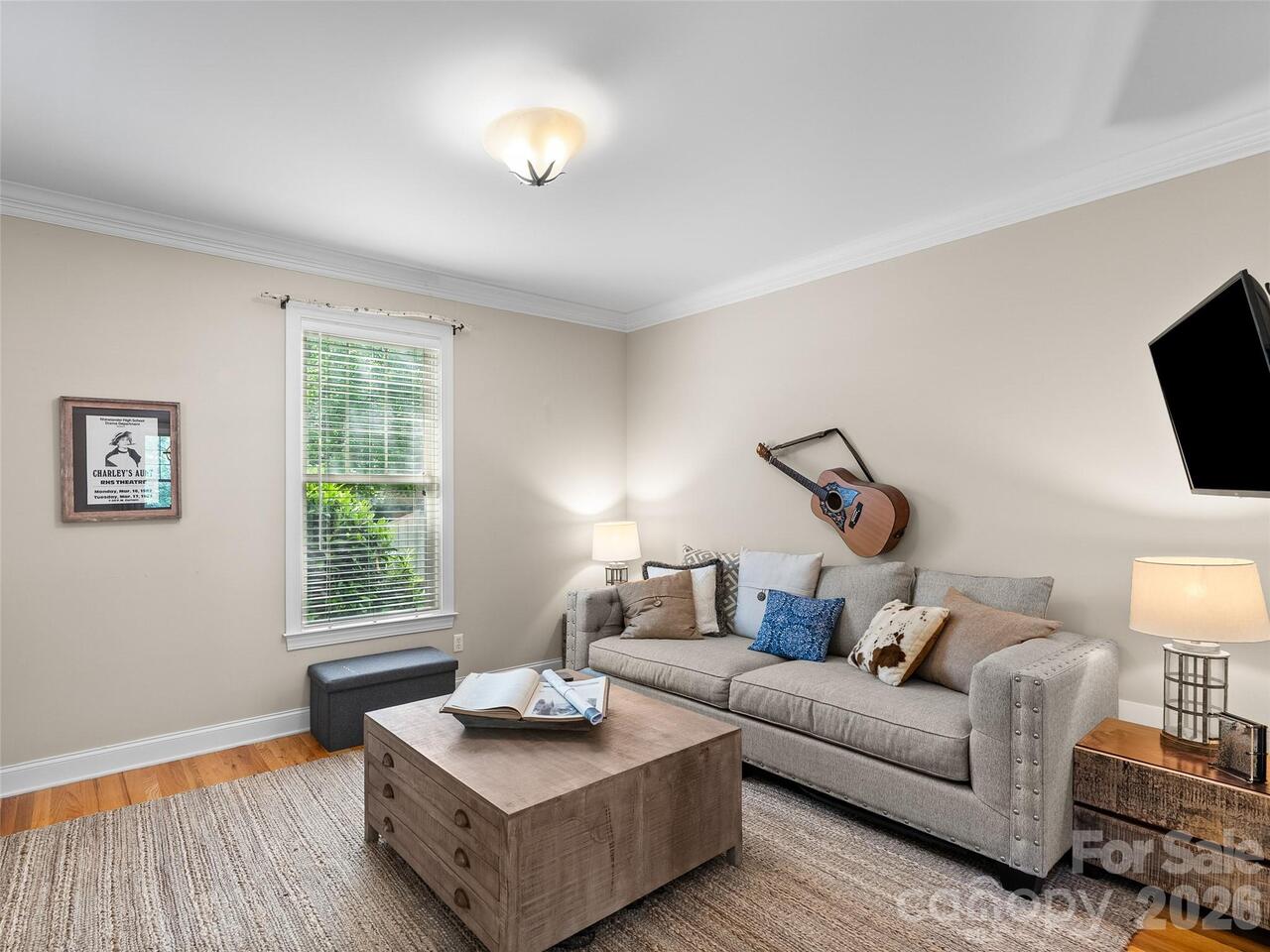 Listing Photo 10