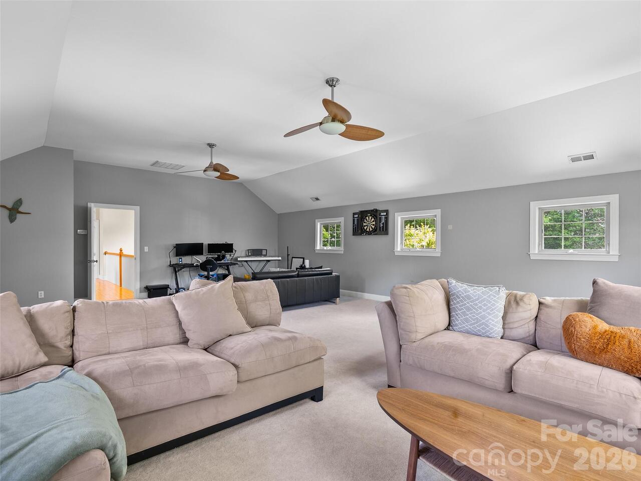Listing Photo 32