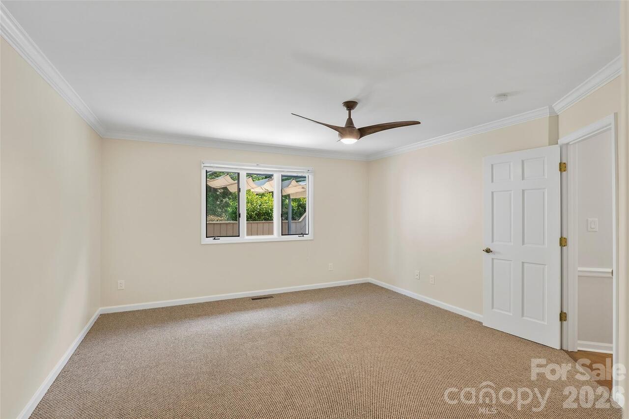 Listing Photo 33