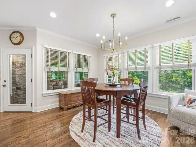 Listing Photo 15