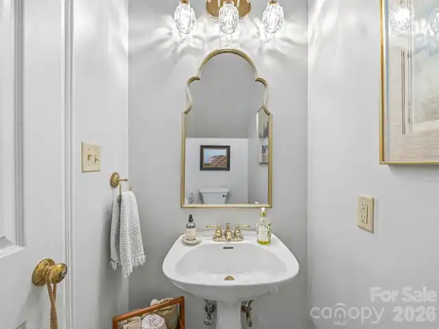 Listing Photo 19