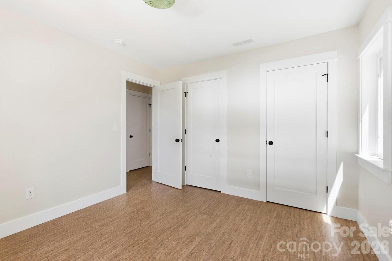 Listing Photo 13