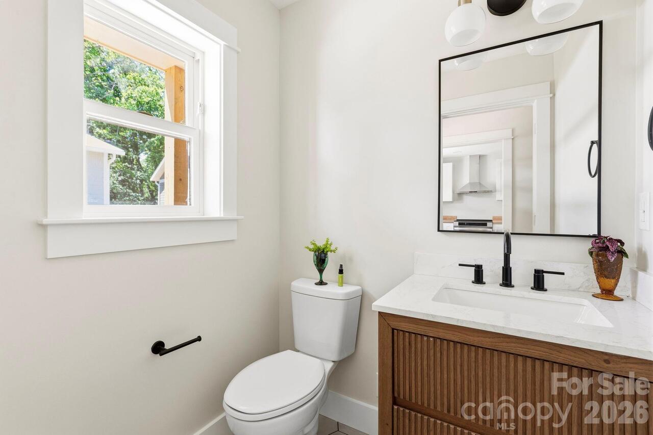 Listing Photo 18
