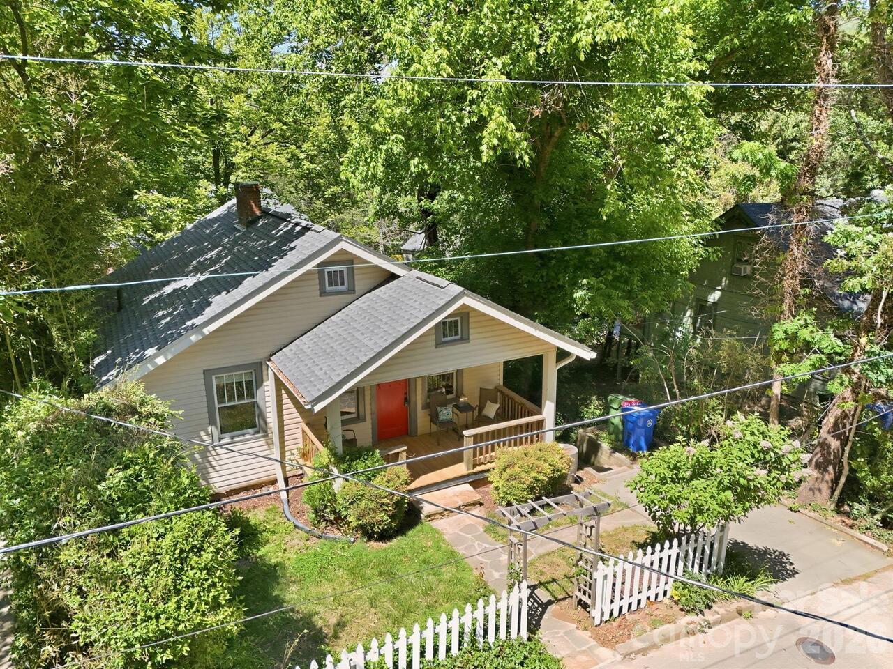 Listing Photo 5