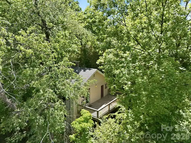 Listing Photo 9