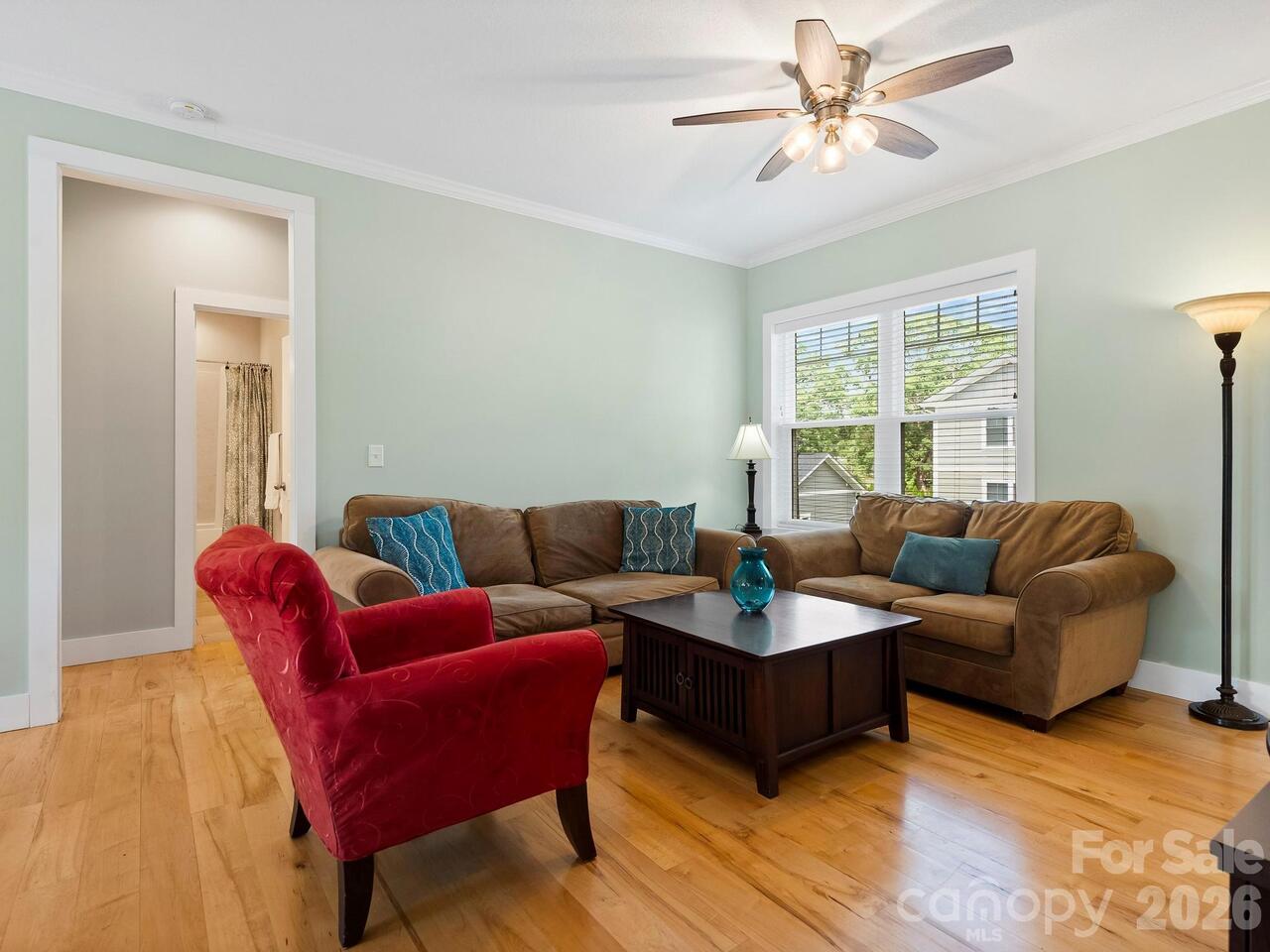 Listing Photo 7
