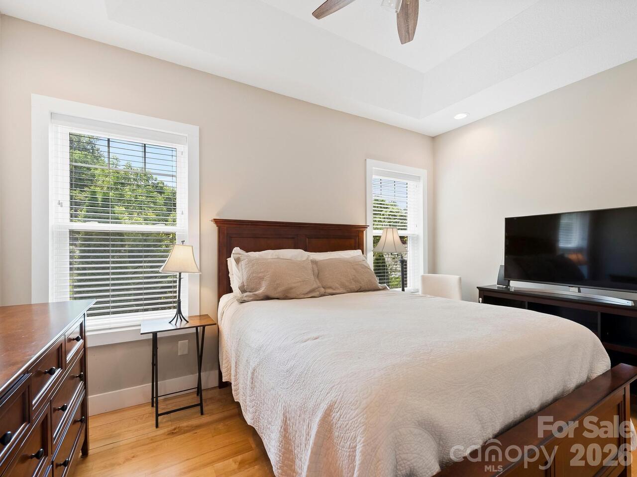 Listing Photo 20