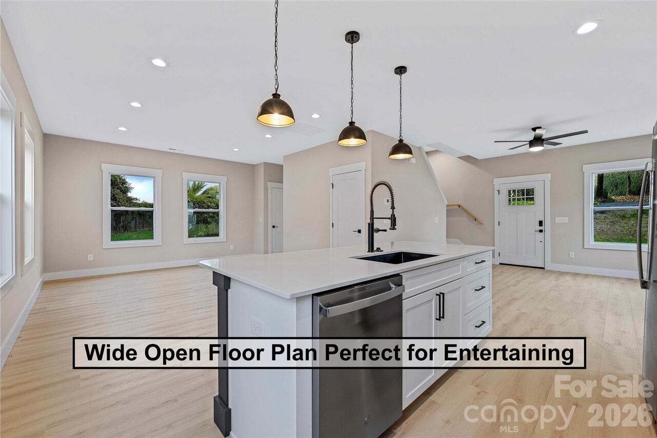 Listing Photo 10
