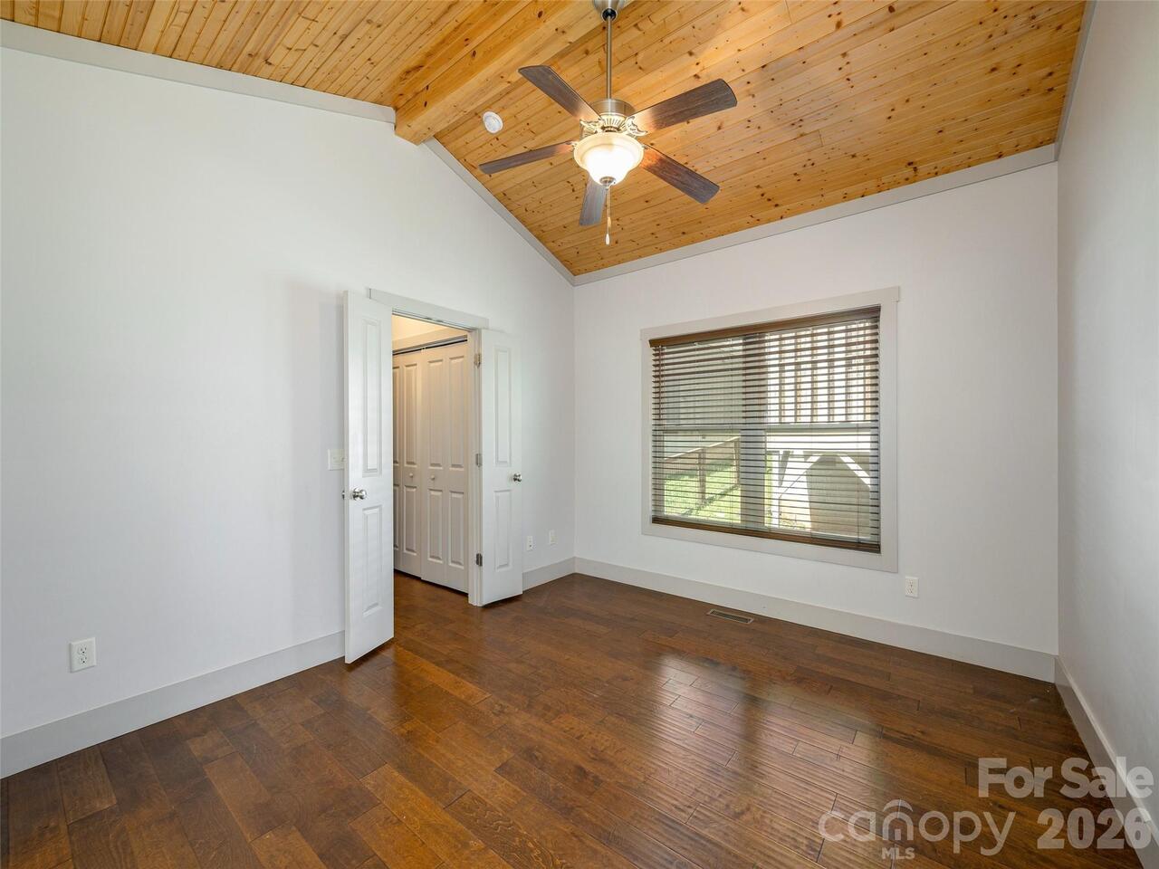 Listing Photo 13