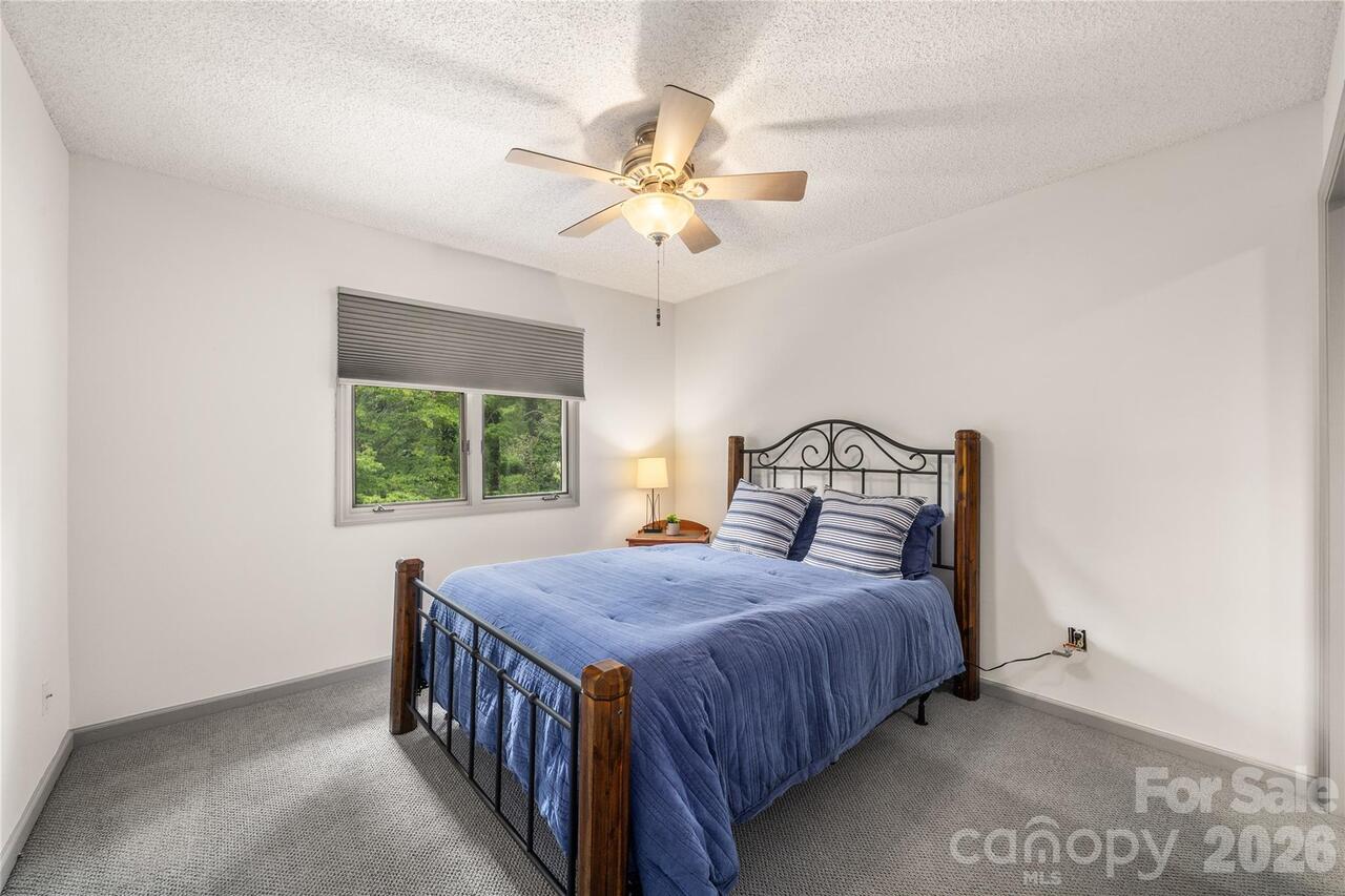 Listing Photo 29
