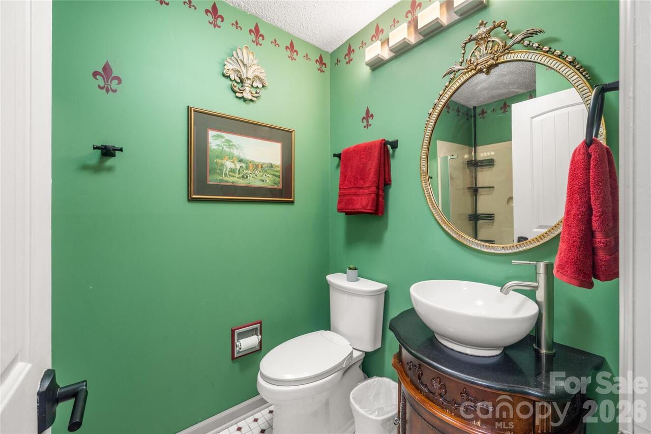 Listing Photo 32