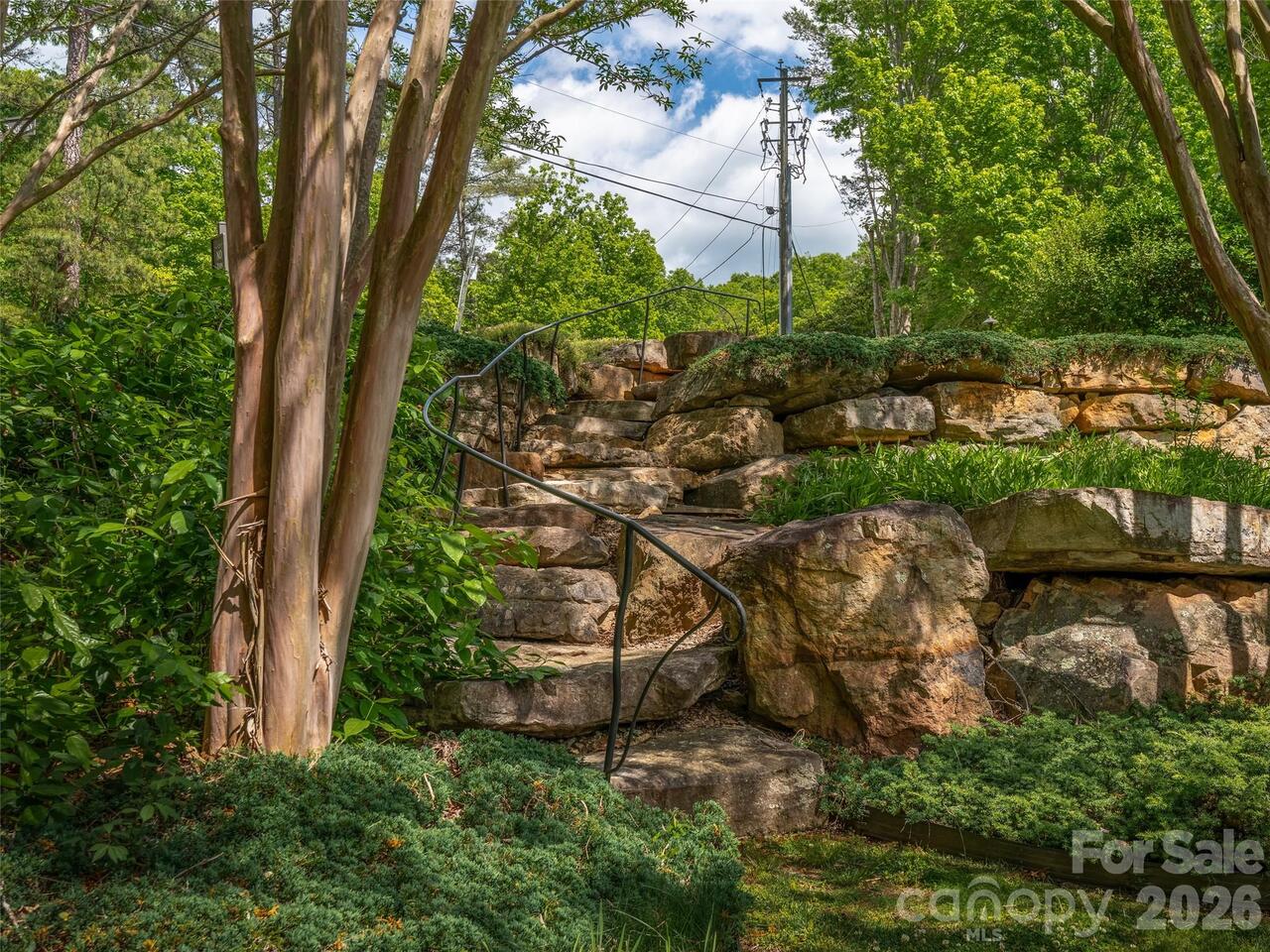 Listing Photo 17