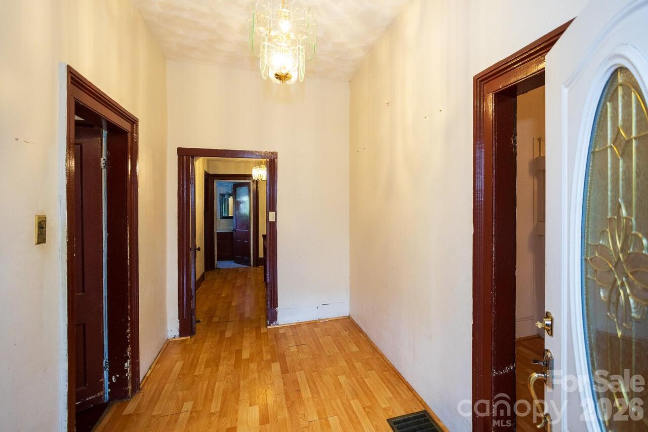 Listing Photo 7